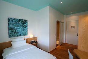 MOMA1890 Boutique Hotel