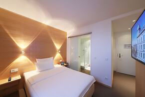 MOMA1890 Boutique Hotel