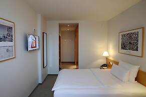 MOMA1890 Boutique Hotel