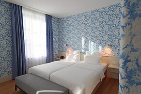 MOMA1890 Boutique Hotel