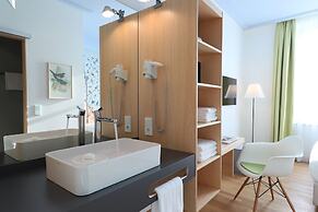 MOMA1890 Boutique Hotel