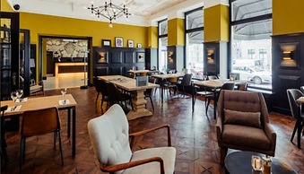 Post-Plaza Hotel & Grand Café