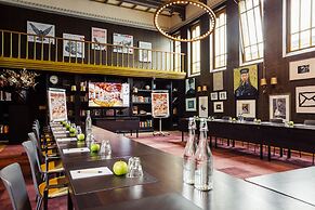 Post-Plaza Hotel & Grand Café