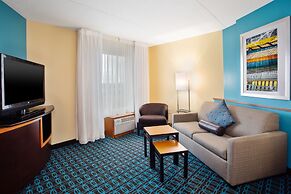 Fairfield Inn & Suites by Marriott Lexington North