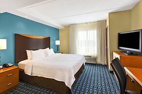 Fairfield Inn & Suites by Marriott Lexington North