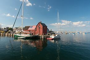 Rockport Inn And Suites