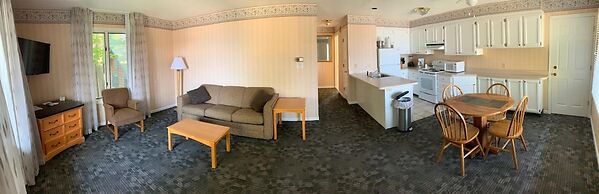 Marine Village Resort