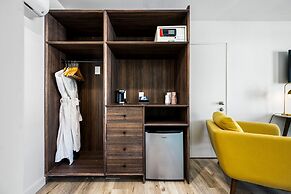 The Skylark a Palm Springs Hotel