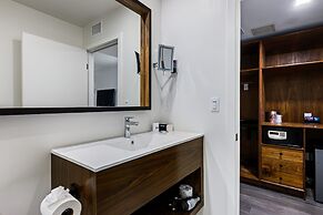 The Skylark a Palm Springs Hotel