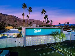 The Skylark a Palm Springs Hotel
