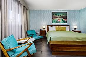 The Skylark a Palm Springs Hotel