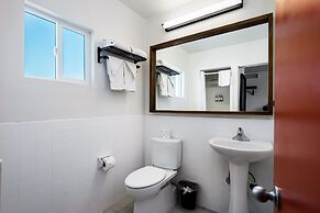 The Skylark a Palm Springs Hotel