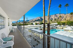 The Skylark a Palm Springs Hotel