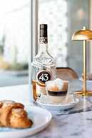 The Skylark a Palm Springs Hotel