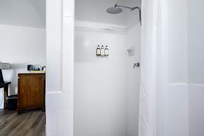 The Skylark a Palm Springs Hotel