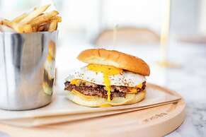 The Skylark a Palm Springs Hotel