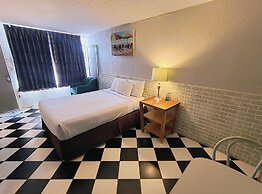 Monaco Motel - Wildwood Beach & Boardwalk