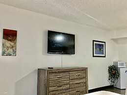 Siegel Slots and Suites