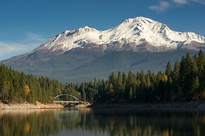 Mount Shasta Resort