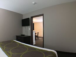 Super 8 by Wyndham Kapuskasing