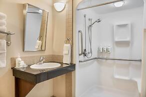 Ramada by Wyndham Lac La Biche