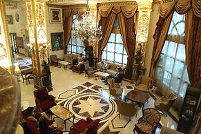 Serenada Golden Palace - Boutique Hotel