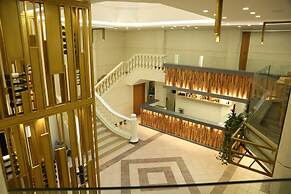 Serenada Golden Palace - Boutique Hotel