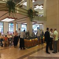 Serenada Golden Palace - Boutique Hotel