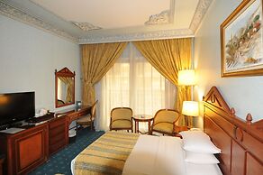 Serenada Golden Palace - Boutique Hotel
