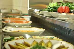 Serenada Golden Palace - Boutique Hotel