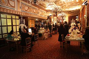 Serenada Golden Palace - Boutique Hotel