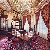 Serenada Golden Palace - Boutique Hotel