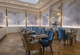 Golden Tower Hotel & Spa