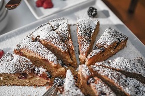 Golden Tower Hotel & Spa