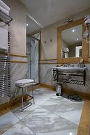 Golden Tower Hotel & Spa