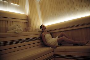 Golden Tower Hotel & Spa