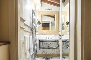 Golden Tower Hotel & Spa