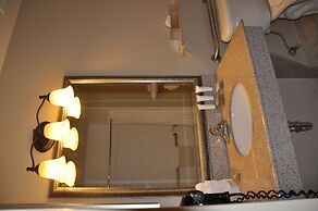 Country Inn & Suites by Radisson, Covington, LA