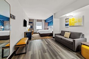 Comfort Inn & Suites Donna near I-2