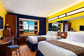 Microtel Inn & Suites by Wyndham New Braunfels