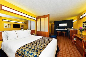 Microtel Inn & Suites by Wyndham New Braunfels