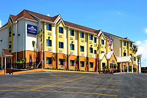 Microtel Inn & Suites by Wyndham New Braunfels