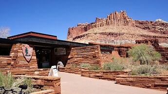 Cathedral Valley Inn