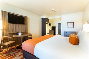 Maswik Lodge - Inside the Park