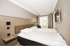 Dr. Holms Hotel