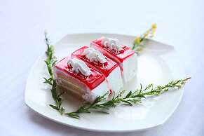 The Byke Old Anchor Beach Resort & Spa