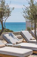Golden Milos Beach House by Domotel