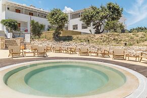 Golden Milos Beach House by Domotel