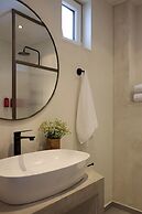 Golden Milos Beach House by Domotel