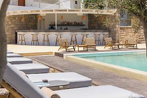 Golden Milos Beach House by Domotel